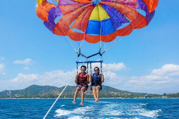 activities - Parasailing adventure